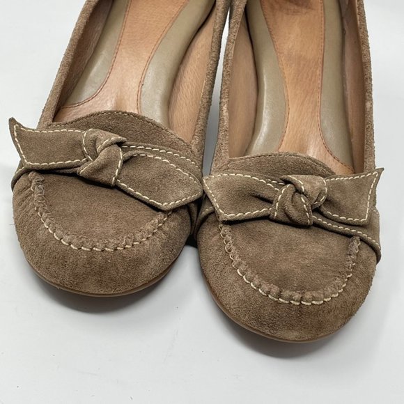Nurture Womens Tan Taupe Suded Padded Comfort  Heel Pump  size 9.5 - Picture 4 of 8